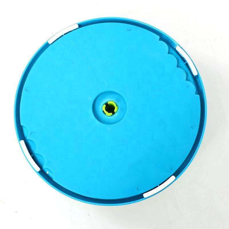 3-in-1 Puzzle Feeder detail