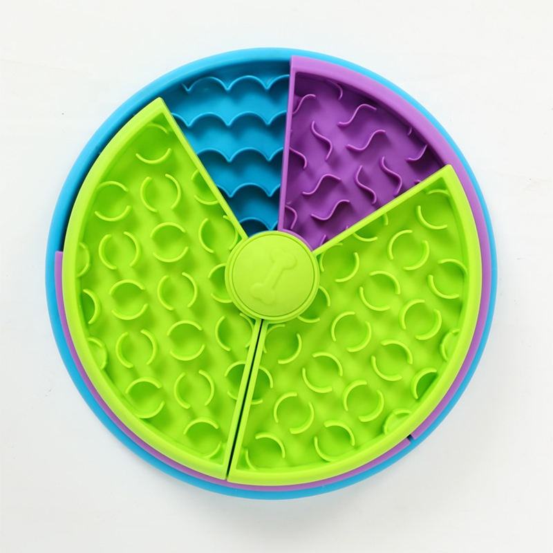 3-in-1 Puzzle Feeder with dog